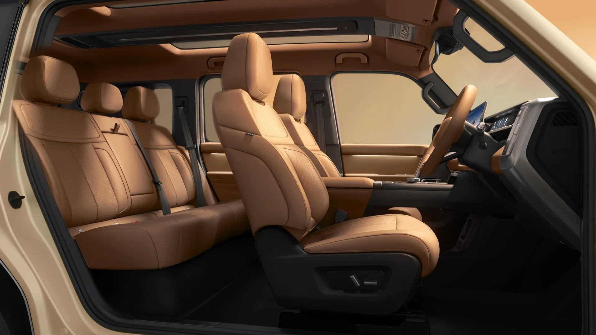 iCAR V27 interior iCAR V27 interior